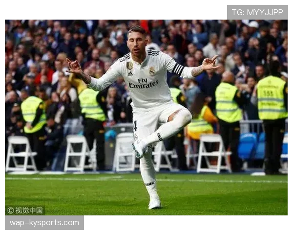 特写:第35分钟,维尼修斯反击中趟过后卫低射破门,皇马取得领先